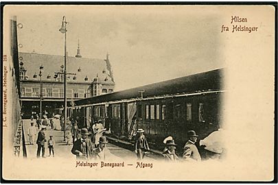 Helsingør, Hilsen fra med jernbanestation og holdende togvogne. J. C. Borregaard no. 218.