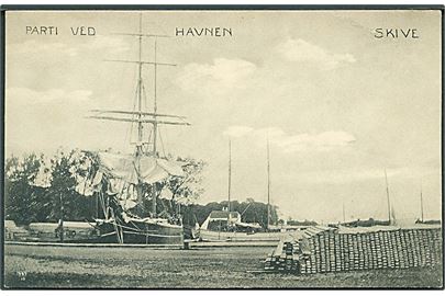 Skive. Parti ved Havnen. Nørregades Varehus no. 1447. 