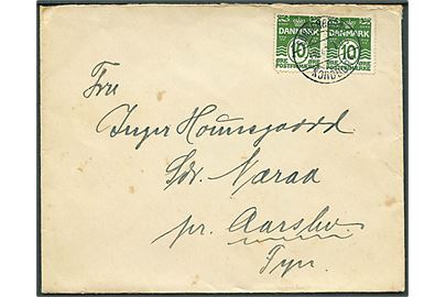 10 øre Bølgelinie i parstykke på brev annulleret med bureaustempel Sønderborg - Nordborg T.09 d. 1.10.1925 til Sdr. Næraa pr. Aarslev. Et mærke med kort hj.tak.