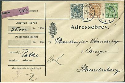 5 øre, 1 kr. og 2 kr. Chr. X på 305 øre frankeret adressebrev for værdipakke fra Aarhus d. 21.2.1917 til Skanderborg. Påskrevet Let.