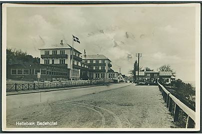 Hellebæk Badehotel. Hellebæk Boghandel no. 4. 