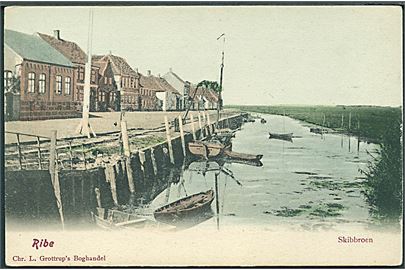 Ribe. Skibsbroen. Chr. L. Grottrups Boghandel u/no. 