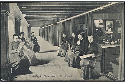 Helsingør, stuegang i klosteret. K. Nielsen no. 25440.