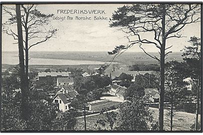 Frederiksværk. Udsigt fra Norske Bakke. Stenders no. 6330. 