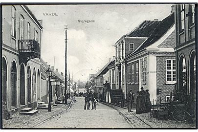 Varde, Storegade med Den Kampmannske Gård. Stenders no. 3130. Kvalitet 8