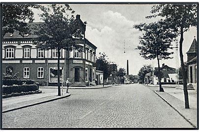 Malling, Bredgade. Malling Boghandel no. 16572. 