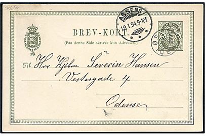 5 øre Våben helsagsbrevkort annulleret med stjernestempel JORDLØSE og sidestemplet Assens d. 19.1.1894 til Odense. Falmet.