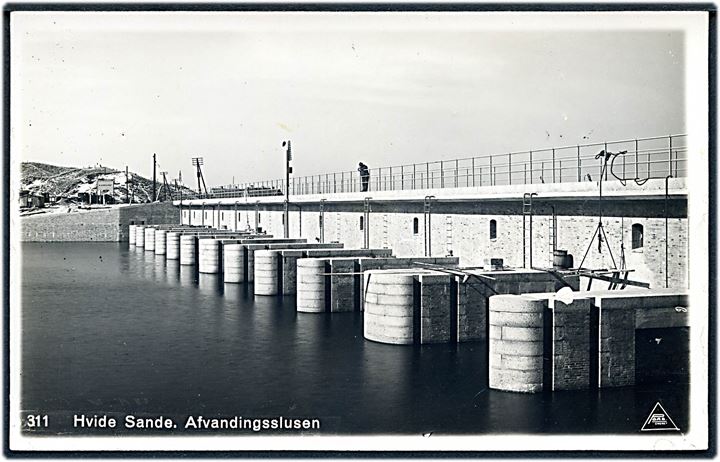 Hvide Sande, afvandingsslusen. Pors no. 311.