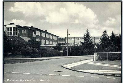 Brøndbyvester skole. Kirkebjerg Kiosk no. 44 113/5.