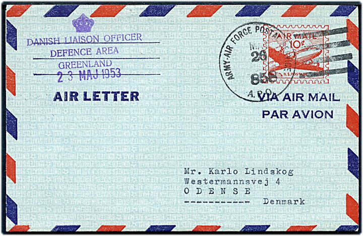 10 c. helsags aerogram annulleret med feltpoststempel Army-Air Force Postal Service A.P.O. 858 (= Narsarssuaq Air Base) d. 26.5.1953 til Odense, Danmark. Afs.-stempel (krone) Danish Liaison Officer Defence Area Greenland d. 23.5.1953. Filatelistisk.