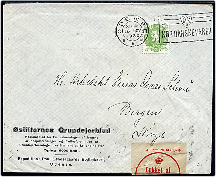 5 øre Chr. X 60 år på tryksag fra Odense d. 18.11.1930 til Bergen, Norge. Kuvert beskadiget og påsat to etiketter: A. Form. Nr. 61 (1/5 25) Lukket af Postvæsenet.