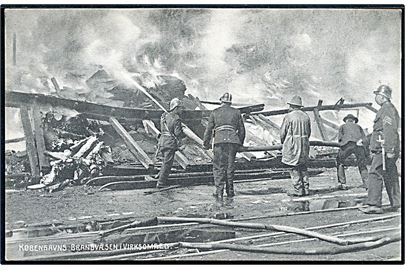 Københavns Brandvæsen i Virksomhed. Fotograf Orla Bock. A. Vincent no. 490.