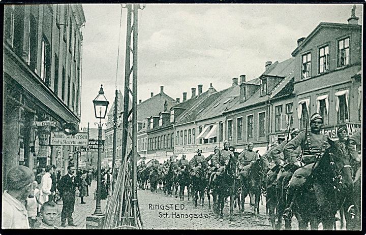 Ringsted. Sct. Hansgade med det ridende Kavaleri. A. Flensborg no. 438.