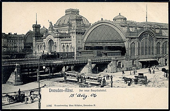 Tyskland, Dresden, Der neue Hauptbahnhof med damplokomotiv og sporvogne. No. 1086.