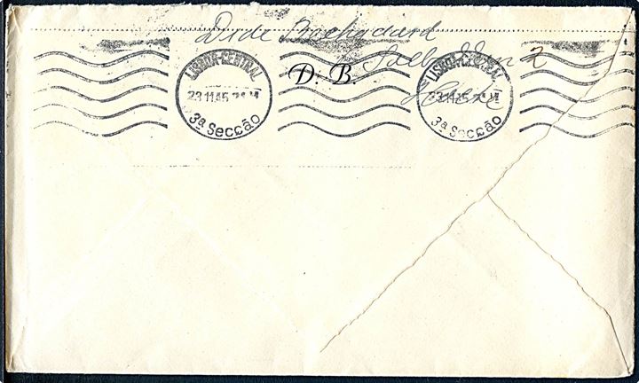 20 øre (2) og 40 øre Chr. X 75 år på luftpostbrev mærket “Par Avion via London” fra Holte d. 15.11.1945 via Lissabon til Dafunda, Portugal. Rødt rammestempel “O.A.T.” (Onward Air Transmission” fra London.