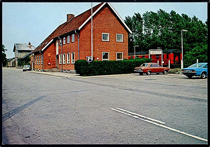 Arden. Posthuset og jernbanestationen. Papirgaarden u/no. 