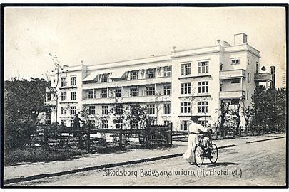 Skodsborg. Badesanatorium (Kurhotel). Stenders no. 10749. Spor efter opklæbning.