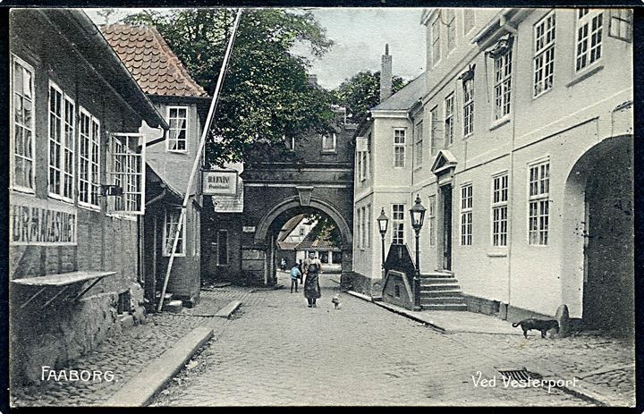 Faaborg. Ved Vesterpost. Eneret no. 2272. Spor efter opklæbning.