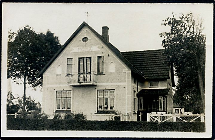 10 øre Bølgelinie (kort hj.tak) på brevkort fra Tandslet annulleret med godt bureaustempel Sønderborg - Mommark Færge T.27 d. 31.12.1929 til Blans-Østermark pr. Avnbøl.