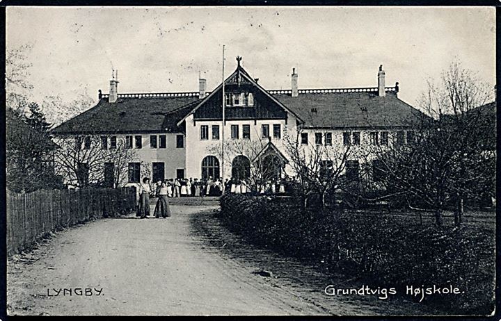 Lyngby. Gruntvigs Højskole. C.G. Petersen no. 102.