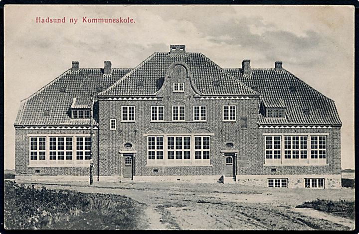 Hadsund ny Kommuneskole. M. Petersen u/no. 