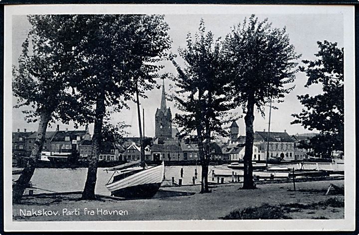 Nakskov, havneparti med kirke i baggrunden. Stenders no. 242.