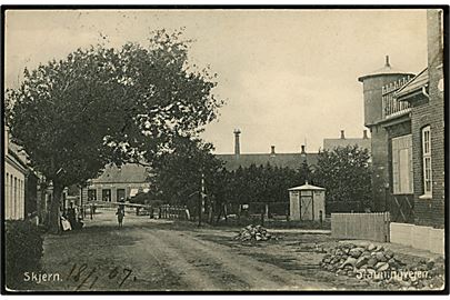 Skjern. Stauningvejen med vandtårnet. A. Vincent u/no. 