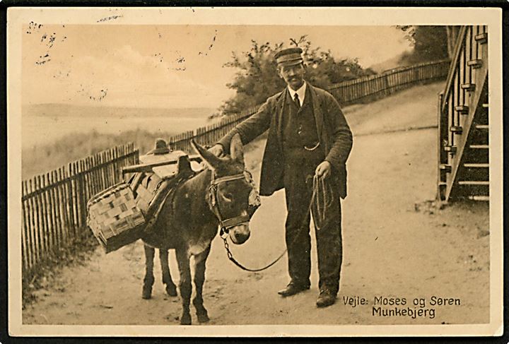 Munkebjerg, Vejle. Moses og Søren. Stenders no. 43593.