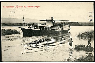 Hjejlen, dampbåd ved Ry, Himmelbjerget. K. Baunsgaard no. 41092. (Fejltrykt både: Hjeilen og K. Bauusgaard).