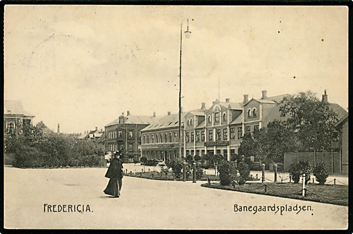 Fredericia, Banegaardspladsen. Stenders no. 1718.