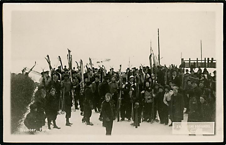 Nordby Fanø, Vintertid. J. N. Hansen u/no. Skitur fra Esbjerg til Fanø under isvinteren feb. 1942. Opklæbet på karton.