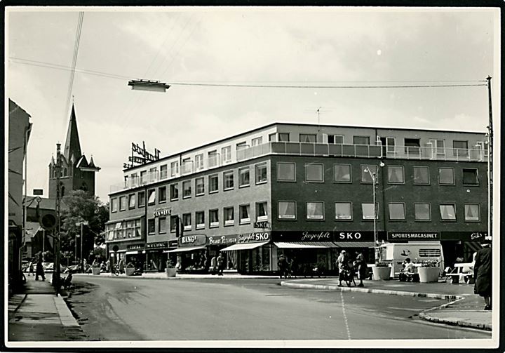 Slagelse, Østerport. Fotografi ca. 12x17 cm. Forlæg til fremstilling af postkort fra Robert Olsens Kunstforlag. 