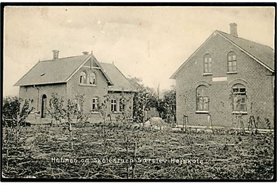 Særslev Højskole med Holmen og skolestue. No. 5291.