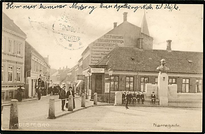 Holstebro. Nørregade med mange butikker. Stenders no. 16903 k. 