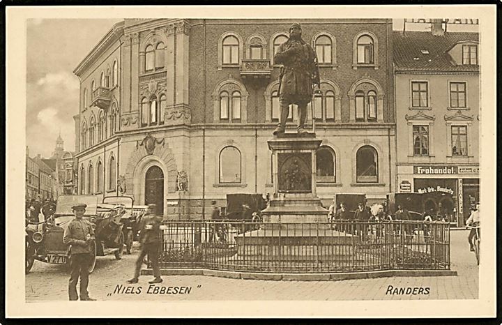 Randers, Niels Ebbesen statue. N. Braad u/no.