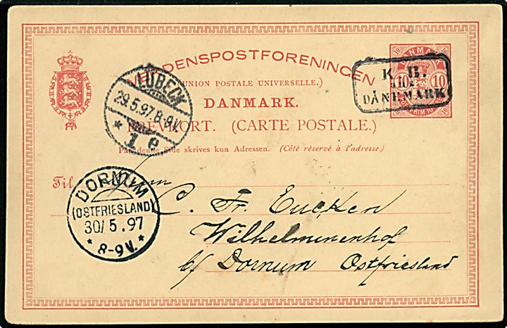 10 øre Våben helsagsbrevkort annulleret med skibsstempel K.B. aus Dänemark og sidestemplet Lübeck d. 29.5.1897 til Dornum Ostfriesland, Tyskland.