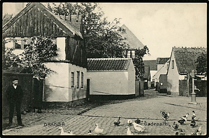 Dragør. Gadeparti. Stenders no. 12713.