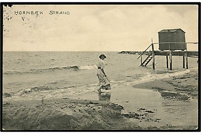 Hornbæk strand med badehus. U/no.