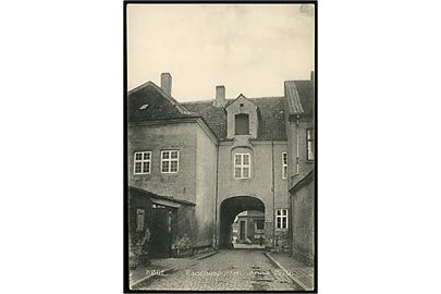 Køge. Raadhusporten. Stenders no. 11194.