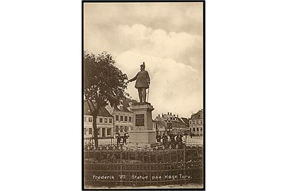 Køge. Fr. VII statue på torvet. Stenders no. 11195.