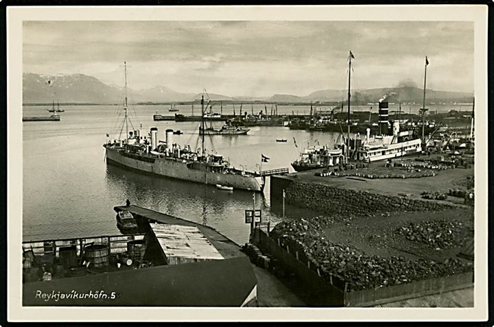 Reykjavik havn i 1930'erne med bl.a. det danske inspektionsskib Fylla. Ó. Magnusson no. 5.