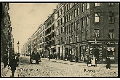 Købh. Ryesgade med Lauvritz Mortensen Sukkerhus og Kaffehandel. Stenders no. 8645.