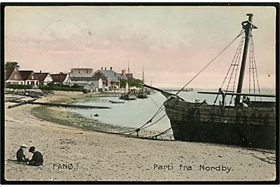 Fanø. Parti fra Nordby med Strandet skib. Stenders no. 13057.