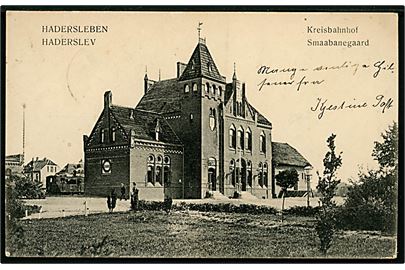 Haderslev, Kleinbahnhof med holdende tog. Reinicke & Rubin u/no.