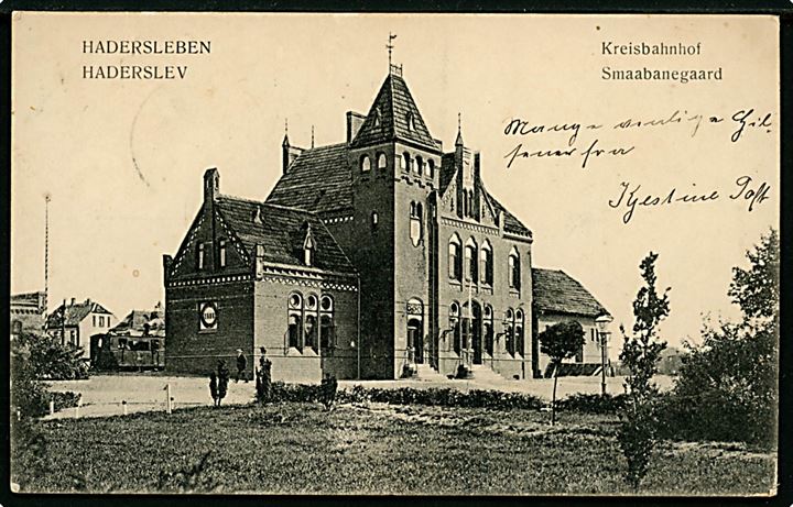 Haderslev, Kleinbahnhof med holdende tog. Reinicke & Rubin u/no.