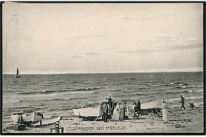 Liseleje, strandparti med fistefartøjer. A. Jensen no. H9785 15.