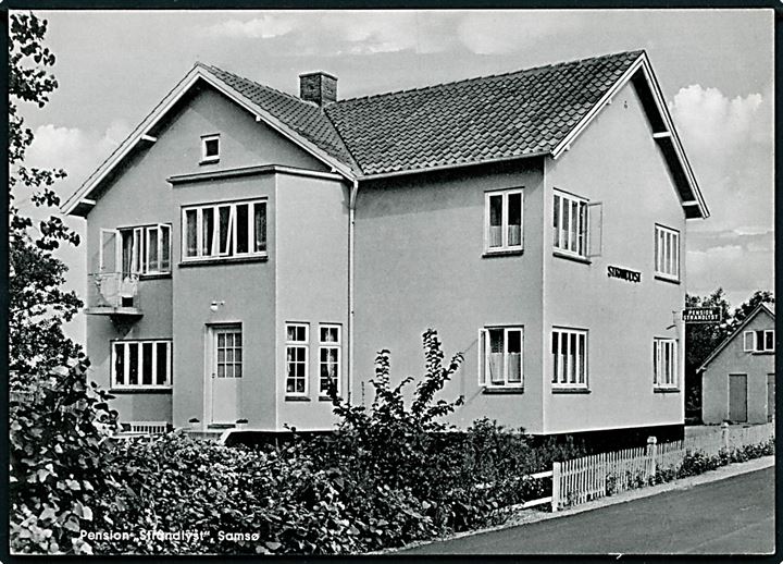 Ballen, Samsø, Pension Strandlyst. F. Andersen no. 44723/11.