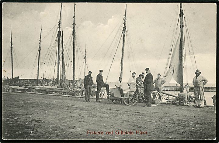 Gilleleje, fiskere på havnen. L. Christensen no. 595.