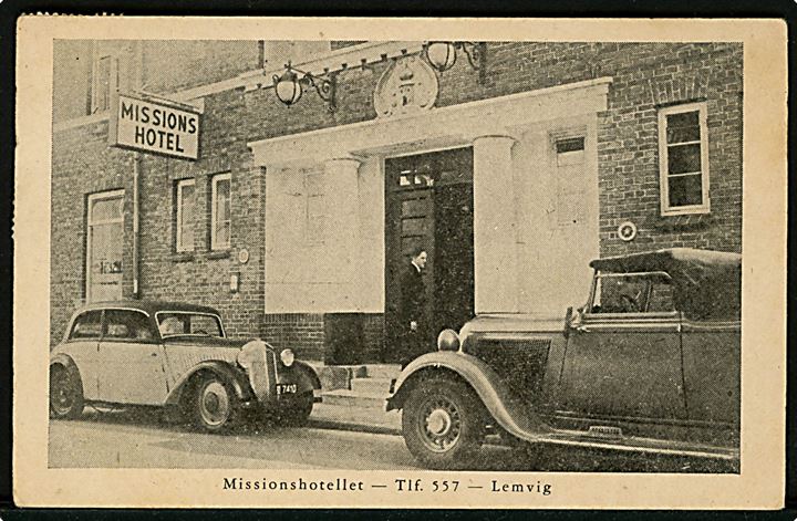 Lemvig, Missionshotellet og automobiler. M. Clausen u/no.