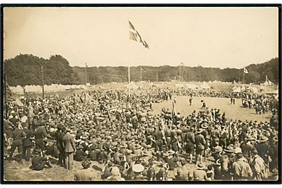 2. Verdensjamboree 1924 Ermelunden, Danmark. Åbning af spejder lejren. Fotokort u/no.